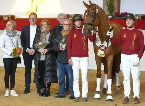 Herzlichen Glückwunsch an Uschi und Herbert Linz 9 IMG 20230123 WA0000
